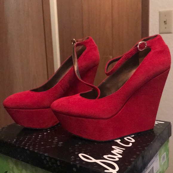 Sam Edelman Suede Wedges - Picture 3 of 8